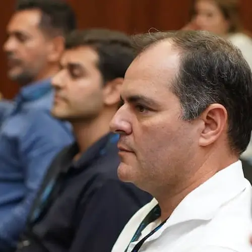 Auditório cheio durante uma edição do SharkImob Experience
